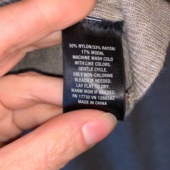 womens medium Mossimo lightweight sweater - Picture 4 of 6